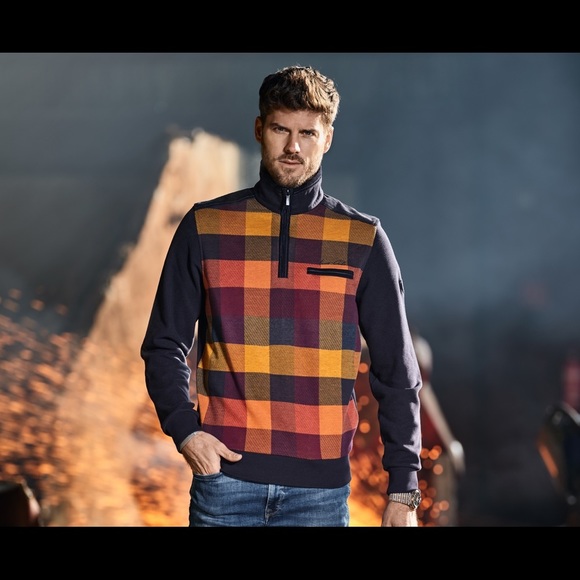 Monte Carlo Casualwear Half Zip Sweatshirt - Picture 12 of 12